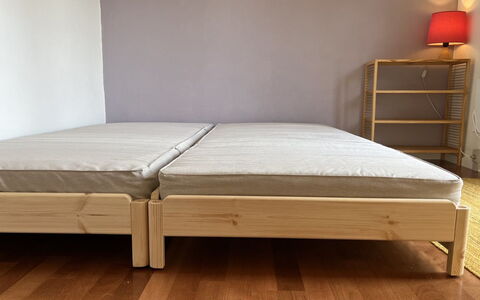Letta - 800M from the Sea: Bois, Meubles, Sol, Sol, Chambre, Cadre De Lit, Lit, Tache De Bois, Dur, Parquet