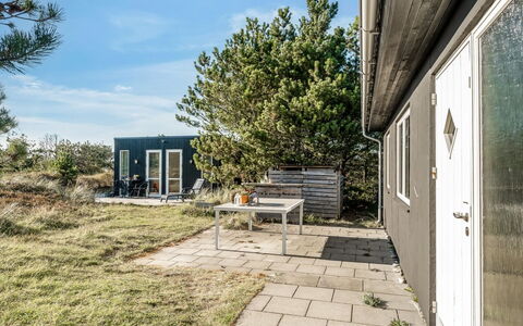 Letta - 800M from the Sea: Herbe, Arbuste, Lot Terre, Domicile, Chalet, Jardin, Pelouse, Biens, Cour, Aménagement Paysager