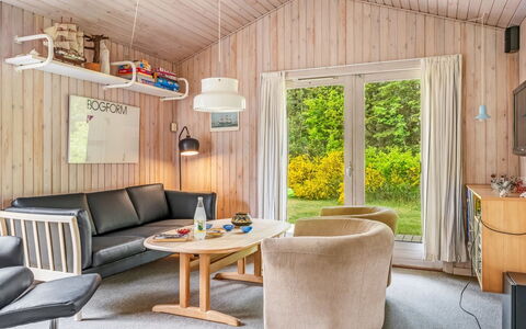 Vlatko - 2.9Km from the Sea: Bois, Plafond, Domicile, Sol, Meubles, Chalet, Dur, Tache De Bois, Cabane En Rondins, Salon