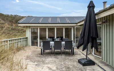 Erwith - 50M from the Sea