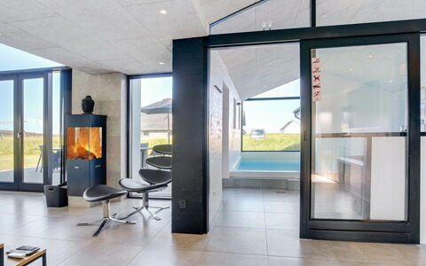 Volfgang - 250M from the Sea: Domicile, Sol, Chaise, Ombre, Matériau Naturel, Salon, Conception, Daylighting, Luminaire