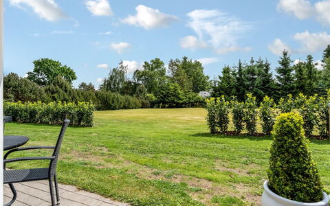 Tialda - 1.3Km from the Sea: Vert, Arbre, Herbe, Arbuste, Jardin, Paysage, Lot Terre, Plaine, Pelouse
