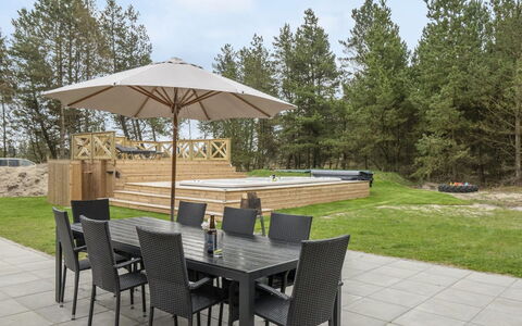 Romy - 3.5Km from the Sea: Herbe, Maison, Toit, Domicile, Chalet, Arbuste, Lot Terre, Zone Rurale, Ferme, Couverture De Sol