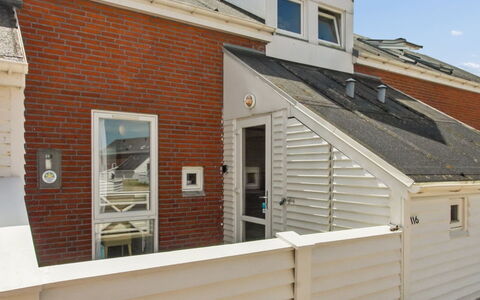 Tellervo - 2.4Km from the Sea: Piscine, Mobilier De Jardin, Meubles, Recours, Dalle, Eco Hôtel, Ombre, Chaise, Loisir, Biens