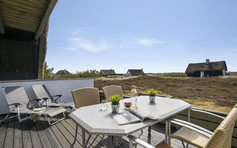 Thorbjörn - from the Sea: Architecture, Toit, Domicile, Composite, Daylighting, Siding, Allée