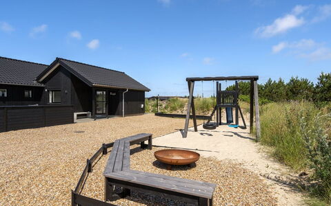 Swante - from the Sea: Chalet, Domicile, Maison, Toit, Porche, Biens, Siding, Batiments Jardin, Ferme, Cour