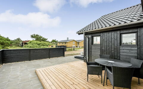Swante - from the Sea: Chalet, Domicile, Maison, Toit, Porche, Biens, Siding, Batiments Jardin, Ferme, Cour