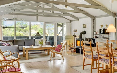 Eivy - 1Km from the Sea: Meubles, Design Intérieur, Sol, Plafond, Bois, Canapé, Sol, Chaise, Table, Salon