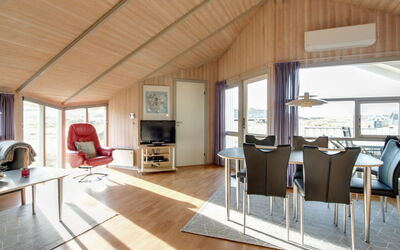 Stian - 200M from the Sea