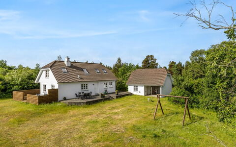 Thorben - 3.5Km from the Sea: Herbe, Bâtiment, Maison, Domicile, Chalet, Toit, Zone Rurale, Prairie, Lot Terre, Plaine
