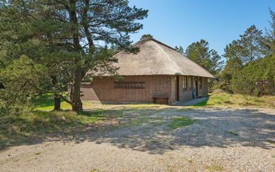 Satzur - 800M from the Sea