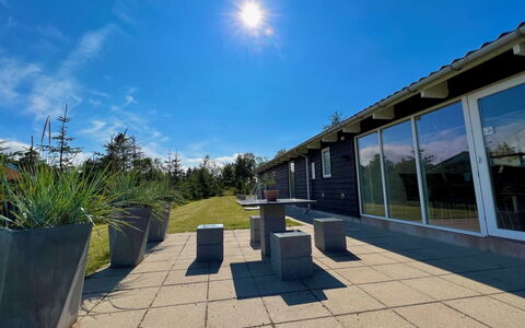 Ancel - 1.7Km from the Sea: Piscine, Mobilier De Jardin, Meubles, Recours, Dalle, Eco Hôtel, Ombre, Chaise, Loisir, Biens
