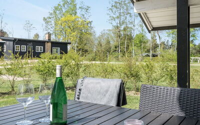 Ruut - 200M from the Sea