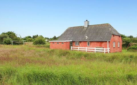 Eduard - 4.3Km from the Sea: Maison, Toit, Domicile, Chalet, Cabanon, Batiments Jardin, Siding, Cour, Cabane En Rondins, Cabane
