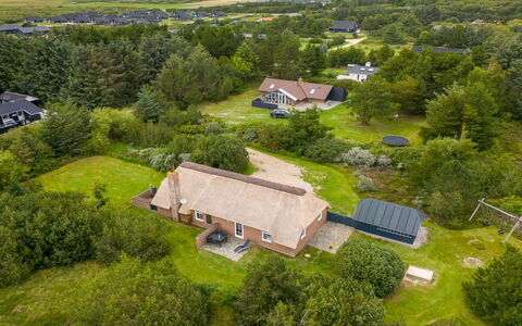 Pasi - 1.2Km from the Sea: Paysage, Vue Du Ciel, Plaine, Maison, Domicile, Lot Terre, Zone Rurale, Toit, Photographie Aérienne, Biens
