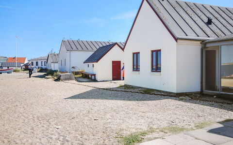 Zoya - 900M from the Sea: Toit, Plaine, Lot Terre, Zone Rurale, Domicile, Biens, Champ, Chalet, Pelouse, Banlieue