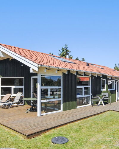 Heggi - 900M from the Sea