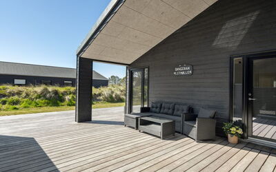Helli - 650M from the Sea