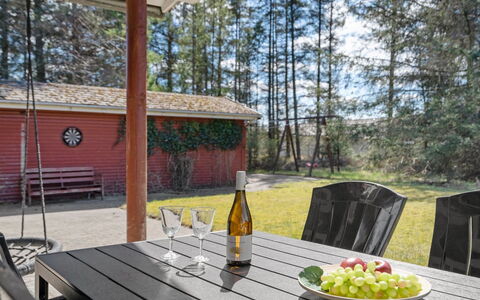 Herwarth - 3.3Km from the Sea: Toit, Maison, Domicile, Chalet, Siding, Biens, Allée, Batiments Jardin, Cour, Cabanon