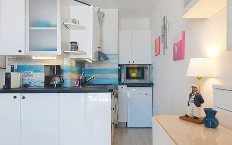Le Verdon: Appareil De Cuisine, Cuisine, Principaux Appliance, Meubles, Design Intérieur, Comptoir, Cabinetry, Sol, Électroménager, Pièce