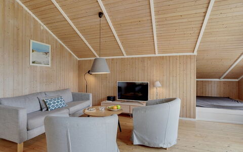 Frimanda - 200M from the Sea: Sol, Mur, Sol, Design Intérieur, Bois, Plafond, Parquet, Éclairage, Meubles, Revêtement De Sol Stratifié
