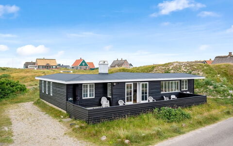 Jamie - 200M from the Sea: Plafond, Sol, Design Intérieur, Sol, Composite, Meubles, Recours, Hôtel, Conception, Daylighting