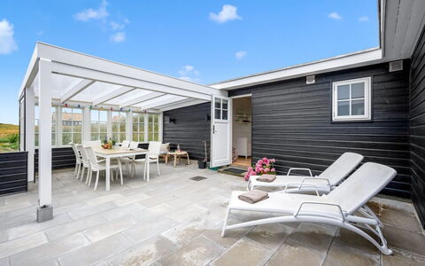 Jamie - 200M from the Sea: Plafond, Sol, Design Intérieur, Sol, Composite, Meubles, Recours, Hôtel, Conception, Daylighting