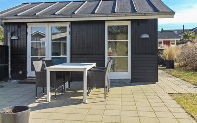 Soleil - 300M from the Sea