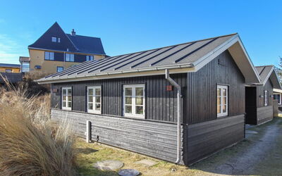 Soleil - 300M from the Sea