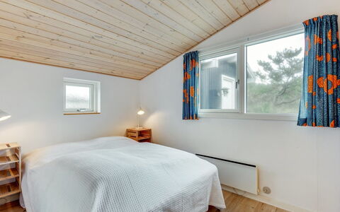 Galena - 100M from the Sea: Bois, Plafond, Domicile, Design Intérieur, Chambre, Chalet, Lit, Dur, Daylighting, Tache De Bois