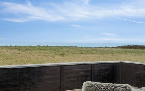 Dyri - 75M from the Sea: Bois, Toit, Architecture, Domicile, Maison, Chalet, Siding, Dur, Pente, Biens
