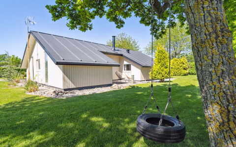 Kolja - 525M from the Sea: Toit, Chalet, Domicile, Lot Terre, Siding, Ferme, Pelouse, Biens, Jardin, Batiments Jardin
