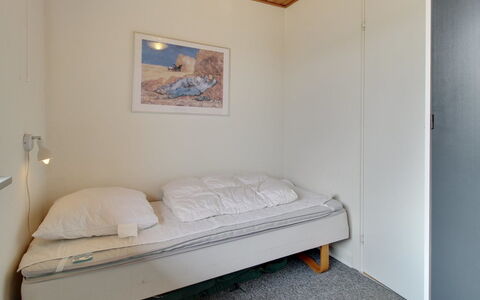 Sophine - 50M from the Sea: Sol, Chambre, Mur, Sol, Lit, Bois, Drap De Lit, Design Intérieur, Literie, Cadre De Lit