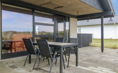 Sophine - 50M from the Sea