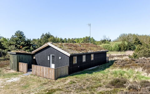 Sara - 2.5Km from the Sea: Herbe, Maison, Toit, Domicile, Chalet, Arbuste, Lot Terre, Zone Rurale, Ferme, Couverture De Sol