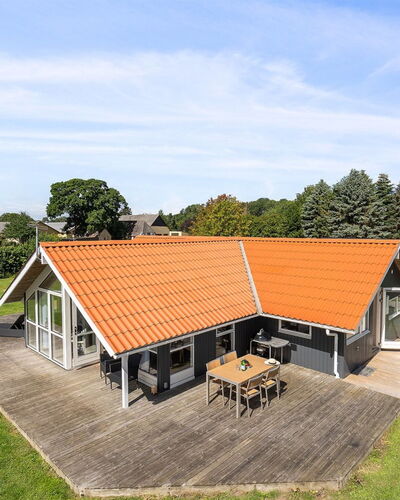 Aarne - 300M from the Sea