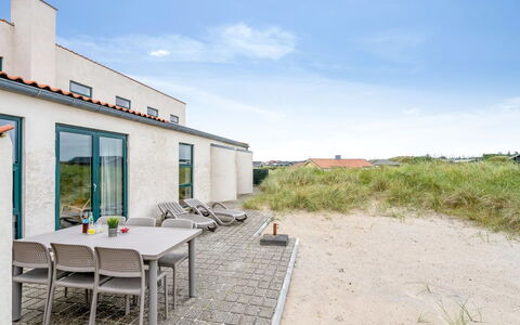Teijo - 400M from the Sea: Toit, Maison, Domicile, Chalet, Siding, Biens, Allée, Batiments Jardin, Cour, Cabanon