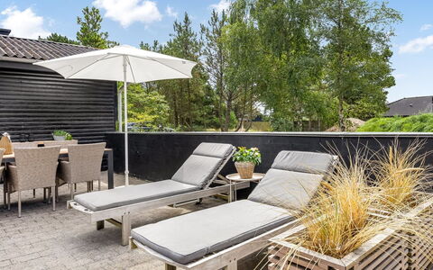 Barba - 2Km from the Sea: Mobilier De Jardin, Bois, Meubles, Chaise, Tableau De Plein Air, Jardin, Patio, Pot De Fleur, Plate-Forme