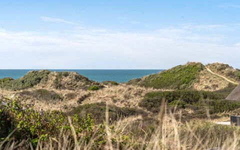 Felis - 200M from the Sea: Chalet, Domicile, Maison, Toit, Porche, Biens, Siding, Batiments Jardin, Ferme, Cour