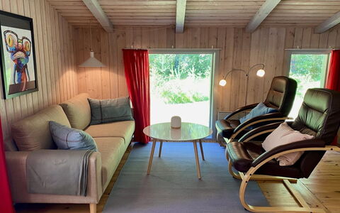 Gerarda - 4Km from the Sea: Meubles, Sol, Design Intérieur, Bois, Sol, Salon, Éclairage, Pièce, Parquet, Domicile