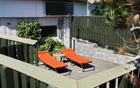Ariana - 150M from the Sea: Arbuste, Design Urbain, Couverture De Sol, Brique, Appartement, Biens, Brickwork, Balcon, Aménagement Paysager
