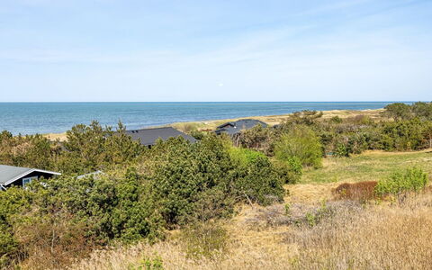 Frender - 150M from the Sea: Bois, Domicile, Composite, Porte, Chalet, Ombre, Siding, Dur, Tache De Bois