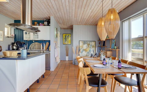 Ljubinko - 50M from the Sea: Bois, Domicile, Composite, Porte, Chalet, Ombre, Siding, Dur, Tache De Bois