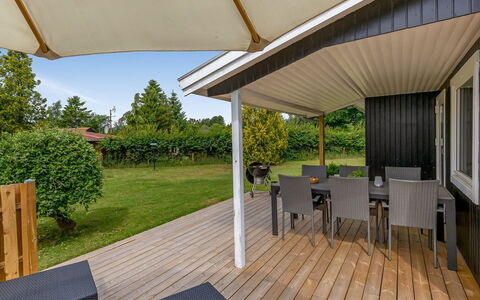 Silvana - 750M from the Sea: 