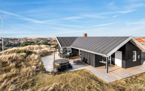 Tahnee - 450M from the Sea: Chalet, Cabanon, Cabane, Ferme, Prairie, Cabane, Grange, Cabane En Rondins, Batiments Jardin