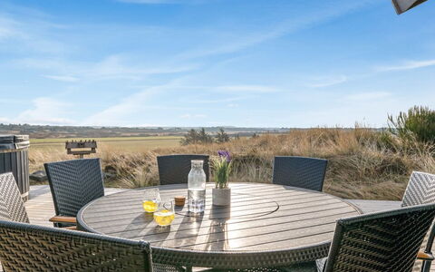 Tahnee - 450M from the Sea: Chalet, Cabanon, Cabane, Ferme, Prairie, Cabane, Grange, Cabane En Rondins, Batiments Jardin