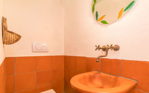 Palau 650: Marron, Luminaire Plomberie, Robinet, Propriété, Lavabo, Salle De Bains, Design Intérieur, Éclairage, Orange, Bois
