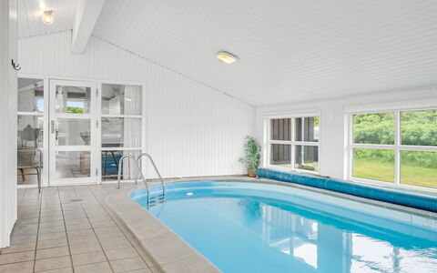 Larisa - 250M from the Sea: Piscine, Composite, Recours, Plafond, Conception, Ombre, Cour, Plate-Forme, Eco Hôtel, Hôtel