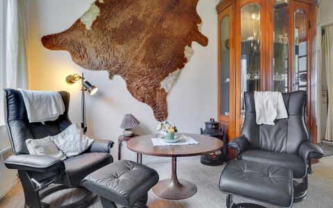 Simon - 225M from the Sea: Toit, Maison, Lot Terre, Domicile, Chalet, Biens, Batiments Jardin, Ombre, Cabane En Rondins, Aménagement Paysager