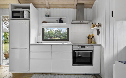 Gita - 2.2Km from the Sea: Appareil De Cuisine, Cuisine, Principaux Appliance, Électroménager, Comptoir, Cabinetry, Bois, Design Intérieur, Sol, Réfrigérateur